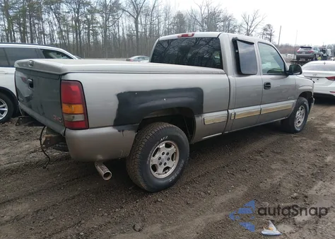 2000 Chevrolet Silverado 1500 Ls z USA, uszkodzony, nr VIN 2GCEK19T6Y1237885